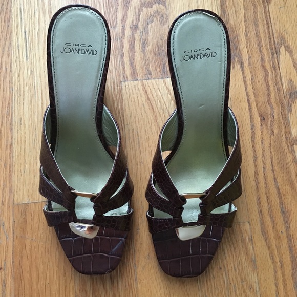 Circa Joan & David Wedges - Picture 8 of 8